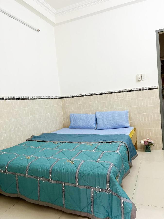 Homestay Ms. Hoa Хошимин Екстериор снимка